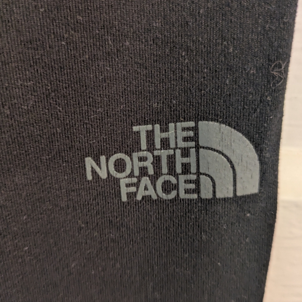 The North Face Black Flashdry Leggings - Picture 3 of 4